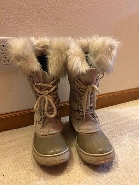 Sorel Joan winter boots